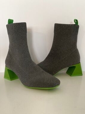 VIVAIA Regina Pro Rich Square-Toe Water-Repellent Heeled Boots Gray Green EU 39
